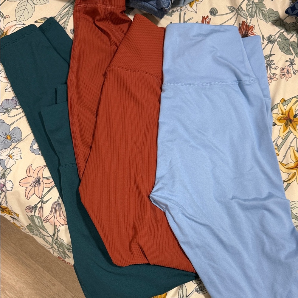 Bundle of leggings